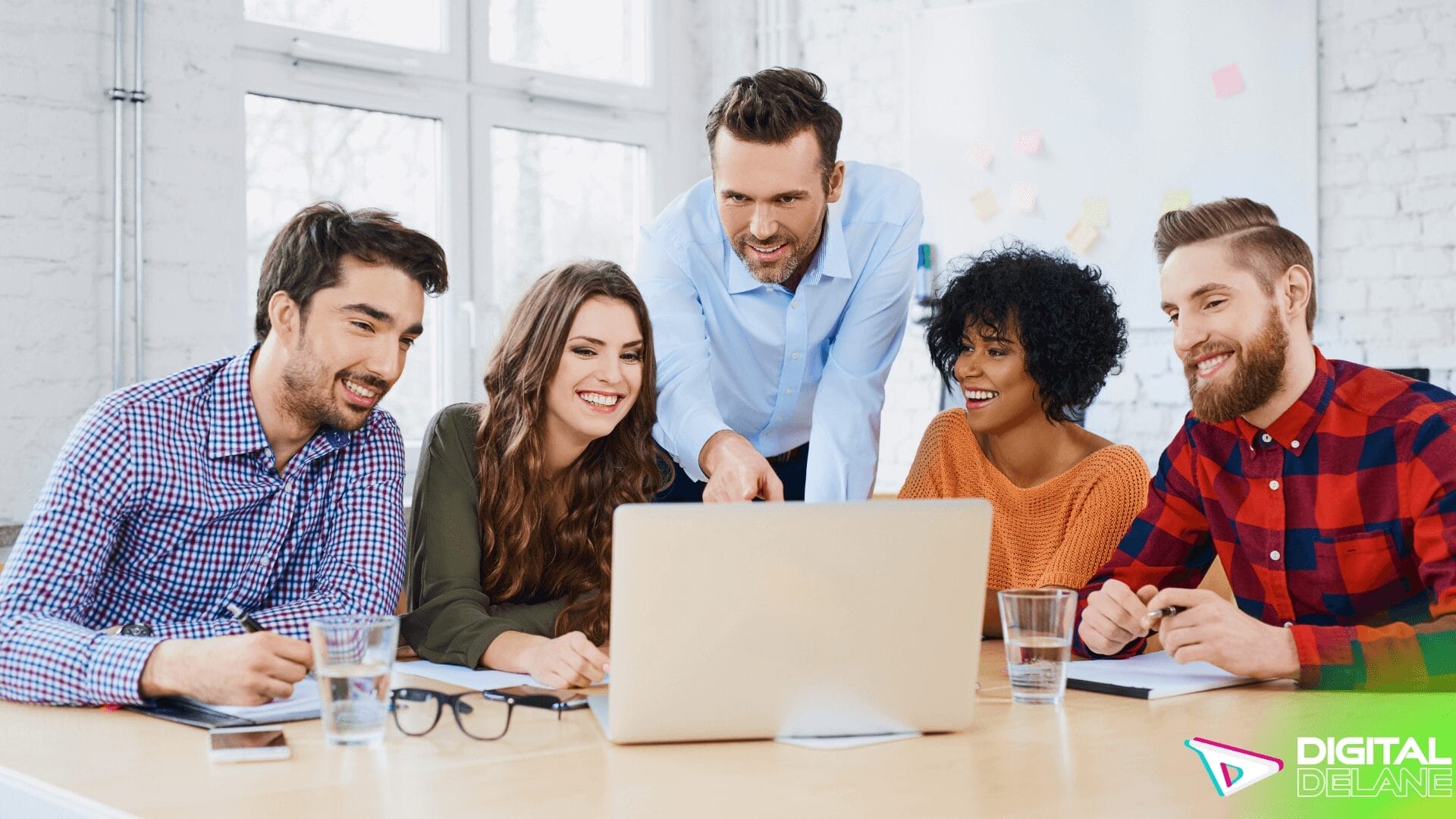 Image depicting five strategies to enhance digital marketing, emphasizing the importance of visual search optimization for businesses.